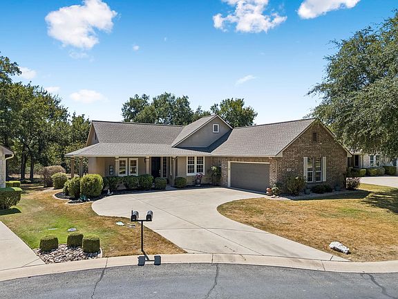 2nd image of 139 Crystal Springs Dr