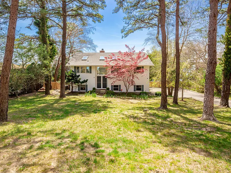 6 Peconic Rd — Photo 16
