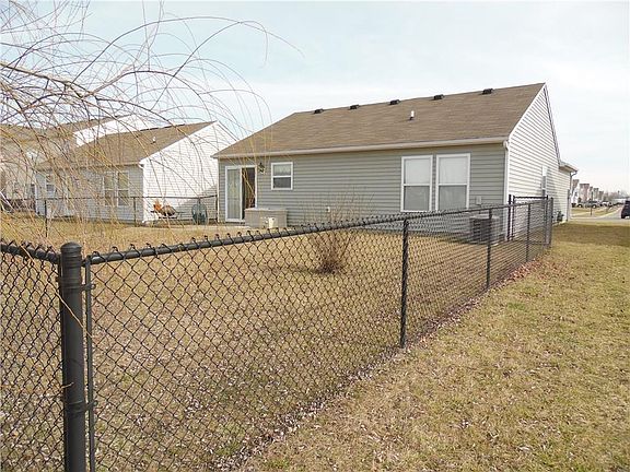 2nd image of 961 Belvedere Dr