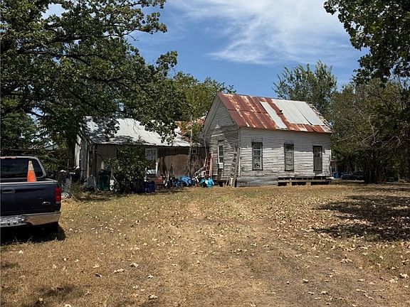 5th image of 506 S Avenue C