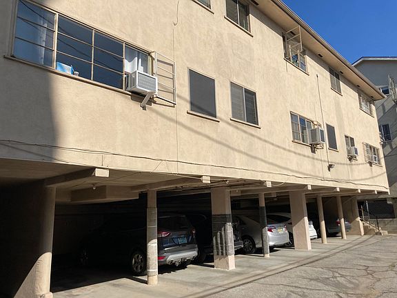 2nd image of 8222 De Longpre Ave APT 10