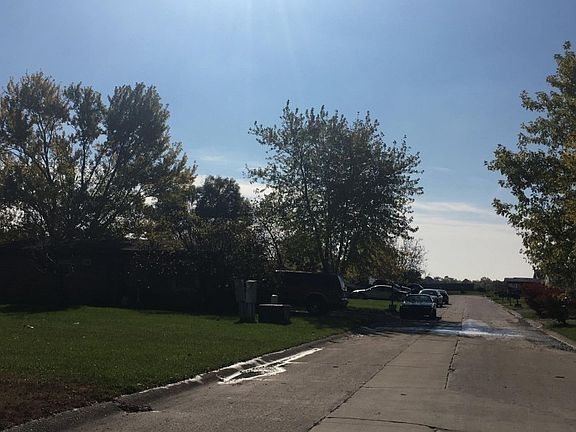 4th image of 80 Fountain Lake Dr