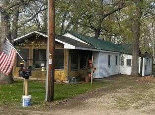 407 River View Rd, Guttenberg, IA 52052