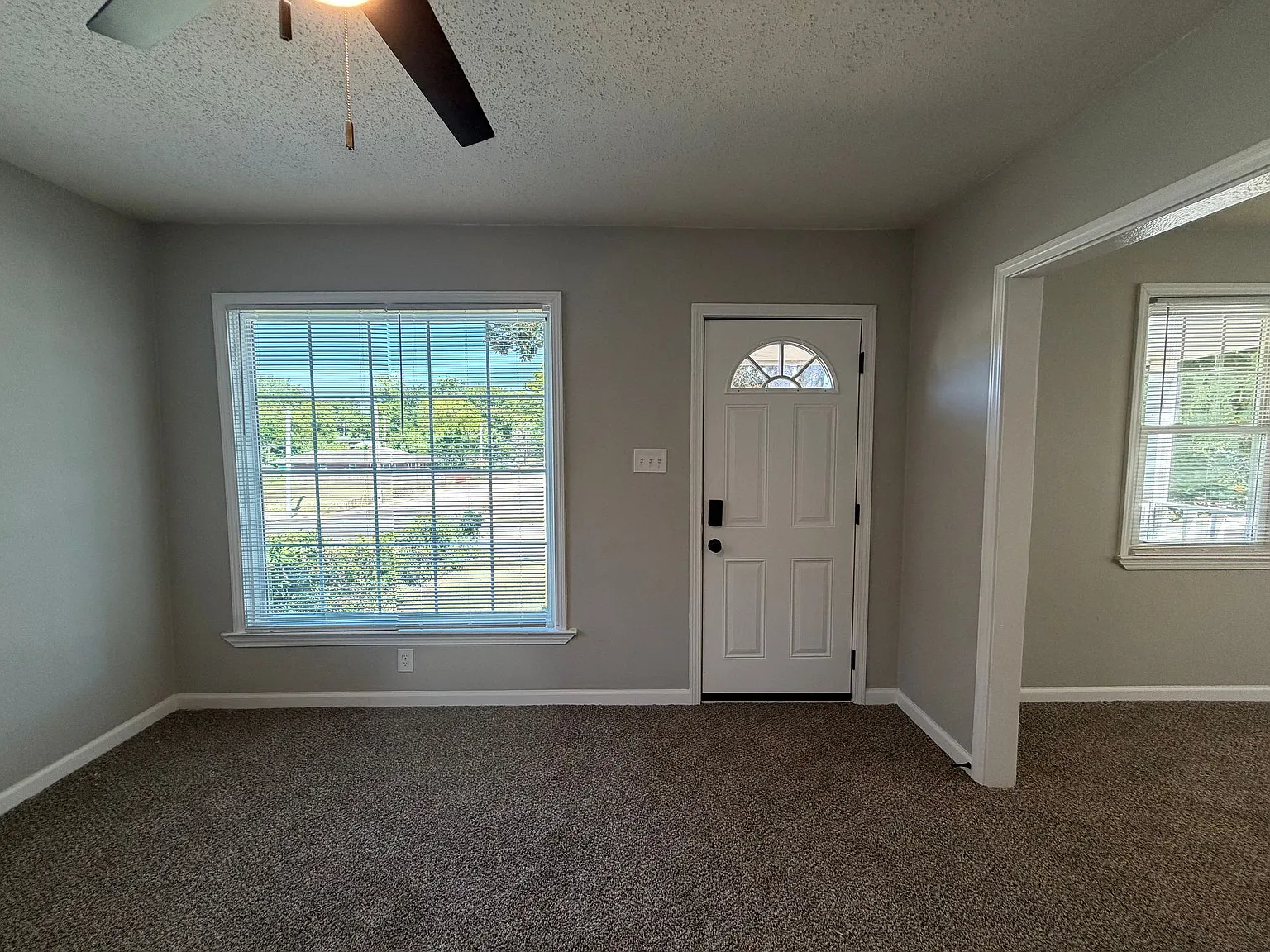2711 Park Ave — Photo 3