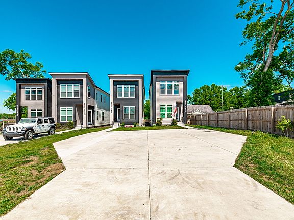 4th image of 2109A Courtney Ave