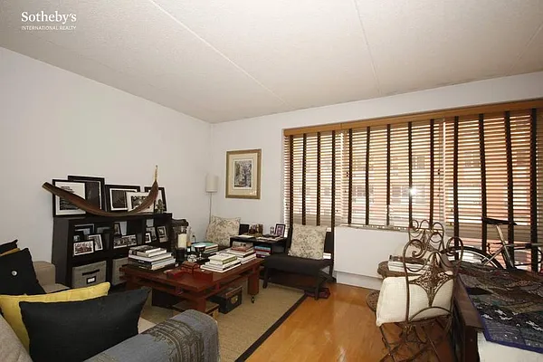 Sold by Sotheby's International Realty | media 2
