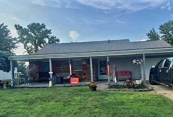 1st image of 1725 Sioux Dr