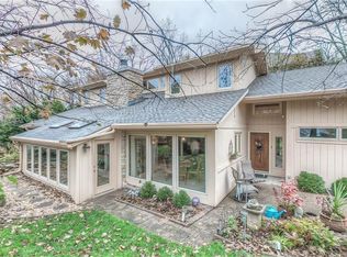 17604 W 70th St, Shawnee, KS 66217