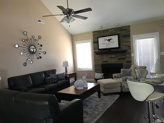 3rd image of 79 Anderson Pl