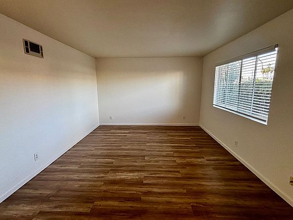 5th image of 2605 Madison Ave #1