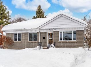 59 Newton St, Barrie, ON L4M3N4