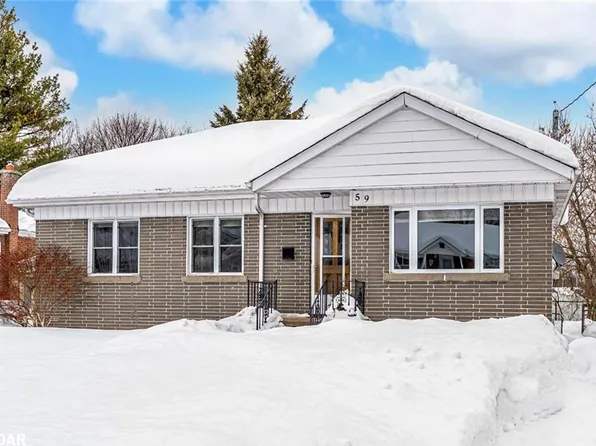 59 Newton St, Barrie, ON L4M 3N4