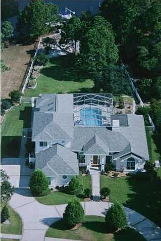2nd image of 126 Country Club Dr W