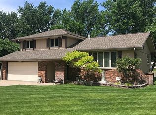 3254 Pershing Rd, Columbus, NE 68601