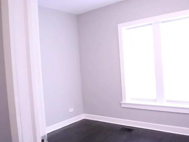 5537 W Thomas St #2 — Photo 9