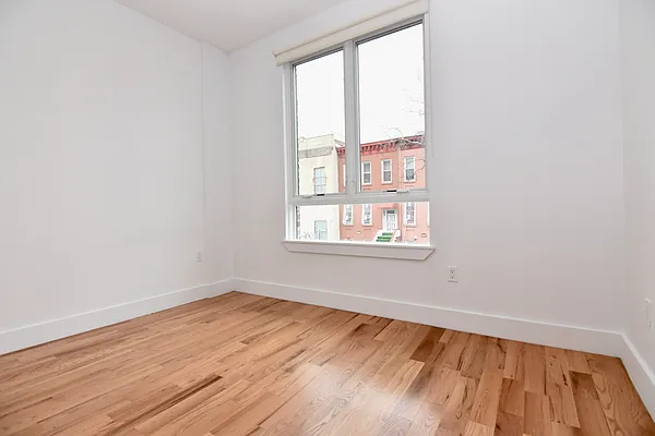 Rented by Bohemia Realty Group | media 17