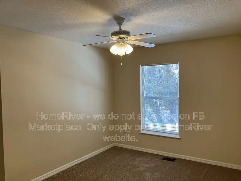 7409 Palm Hills Dr — Photo 10