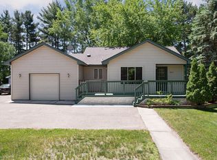 1405 1st St, Princeton, MN 55371