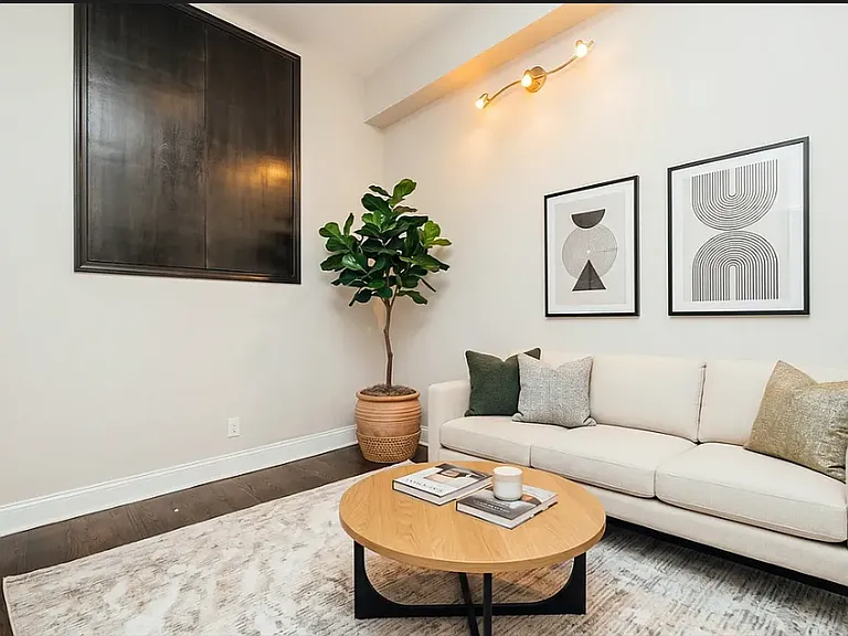 471 Keap St #2R — Photo 2