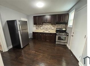 6131 Chinquapin Pkwy, Baltimore, MD 21239
