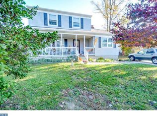 75 Deer Park Cir, Blackwood, NJ 08012