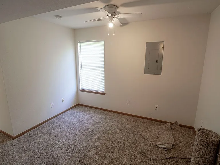 1529 Bodie Dr — Photo 16