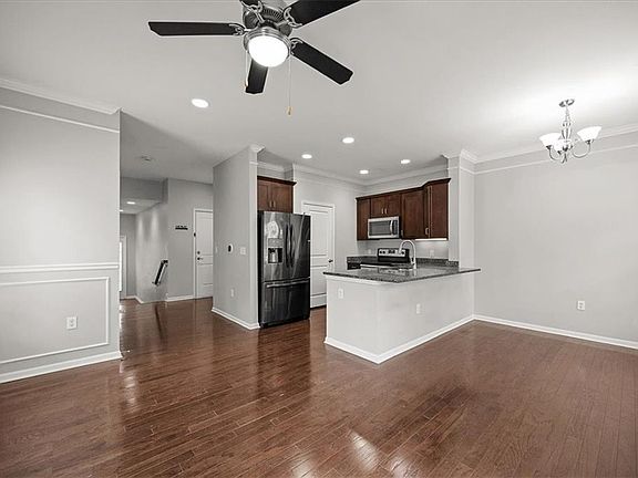 5th image of 7862 W 158th Ct