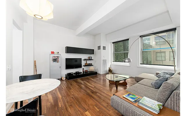 Rented by Douglas Elliman | media 16