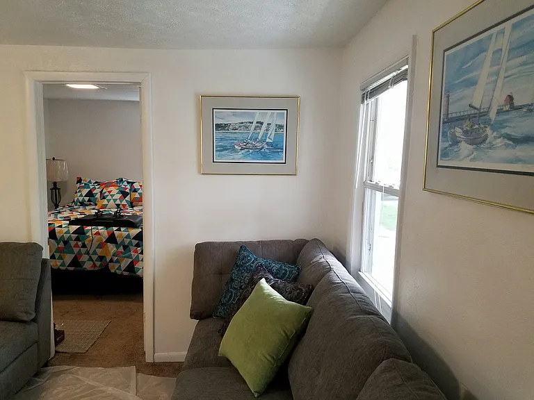 110 Indiana Ave NW — Photo 4