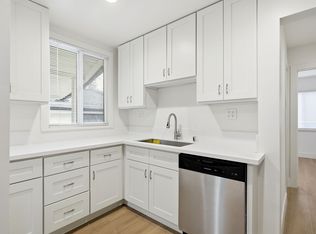 1007 Omer Ln #102, Burbank, CA 91502
