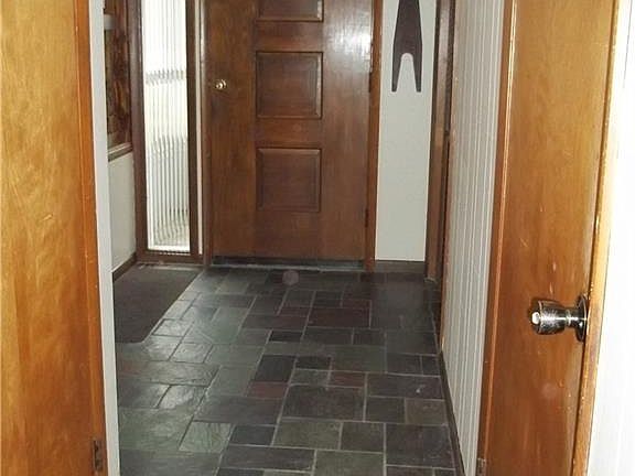 4th image of 3288 Benhil Dr