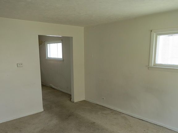 4th image of 1109 Bellwood Ave