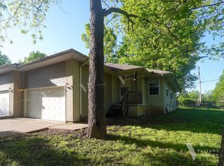 4086 W Lombard St, Springfield, MO 65802
