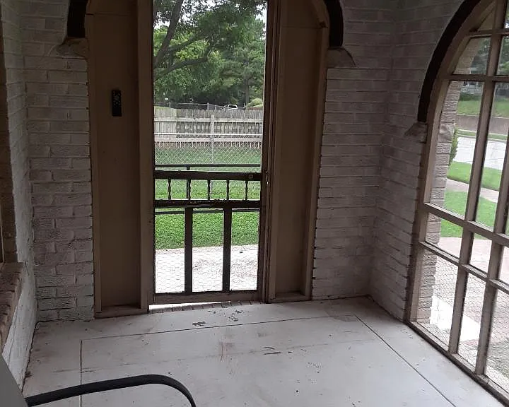 1311 S Indian Ave — Photo 3