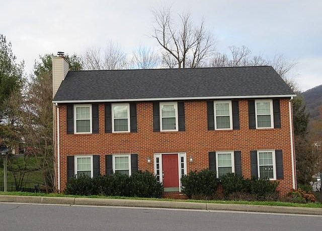 1st image of 3610 Derby Dr
