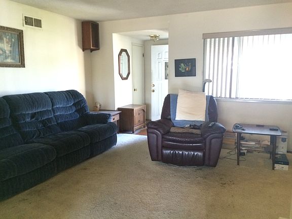 3rd image of 1323 Sheffield Way