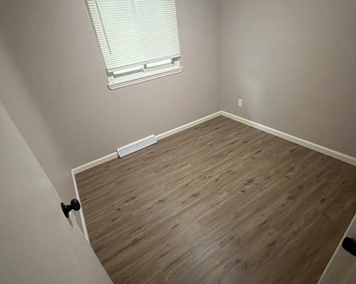 1239 Congress Ave Saint Louis MO 63138 — Photo 4