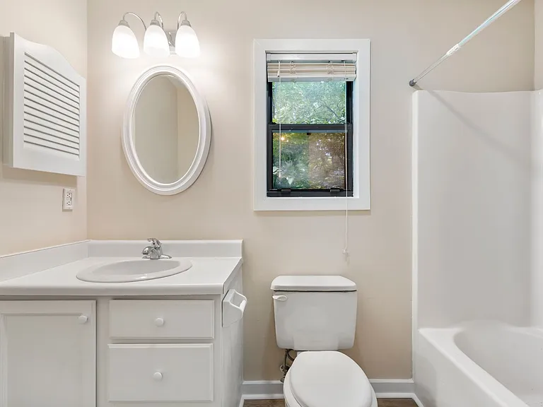 101 Walden Dr — Photo 14