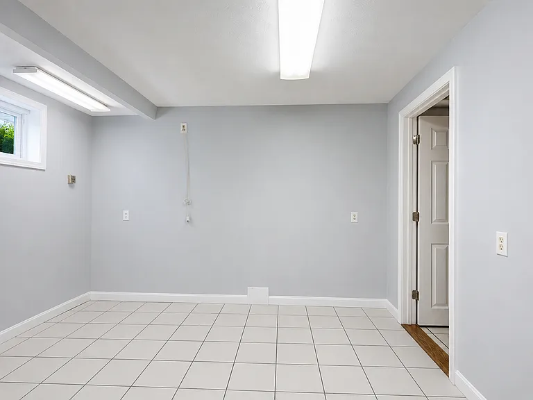 264 Union St — Photo 8
