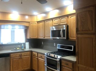 374 Arthur Kill Rd, Staten Island, NY 10308