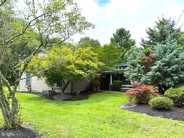 667 Stanton Ave photo 1