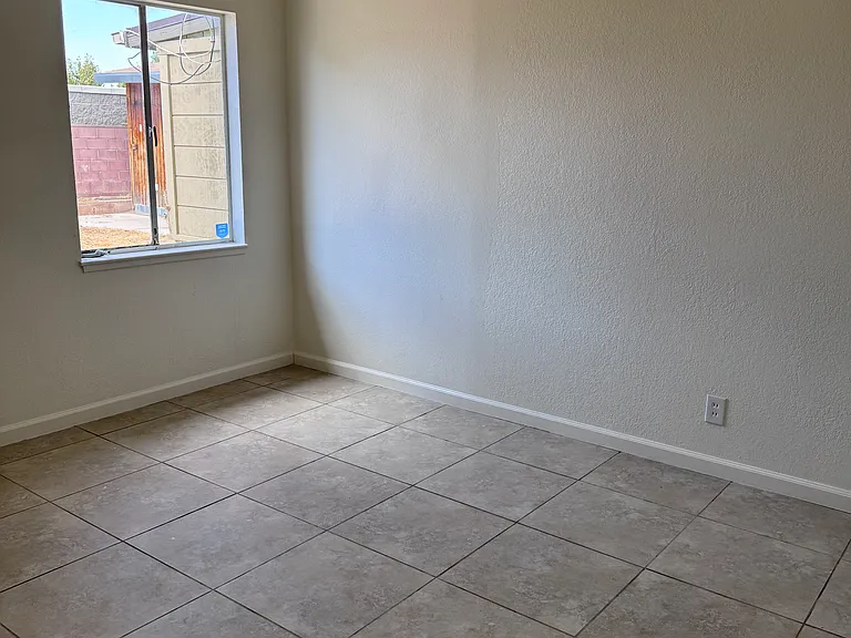 1829 E Avenue Q9 — Photo 9