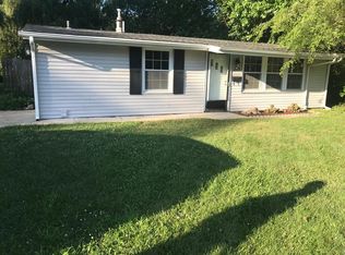 1449 Meadow Ln, Dyer, IN 46311