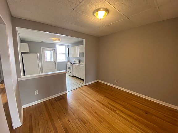 5th image of 3930 N Keeler Ave APT 3A