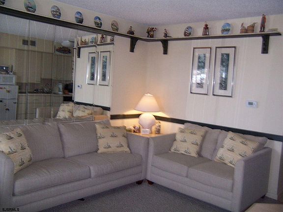 4th image of 853-71 Plymouth Pl #29