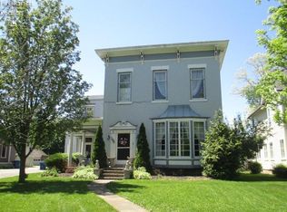 104 Sycamore St, Tiffin, OH 44883