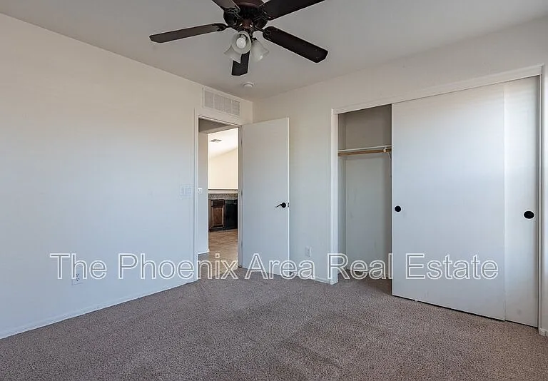 244 N Wesley — Photo 24