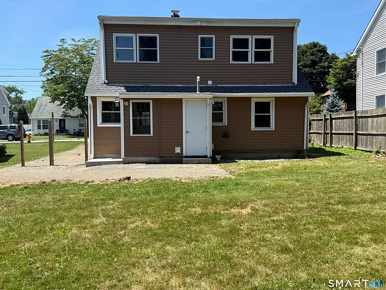 41 Albin Rd — Photo 1