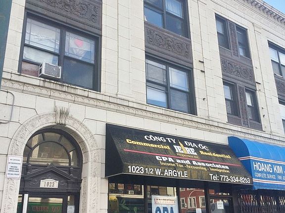 2nd image of 1023 W Argyle St APT 208