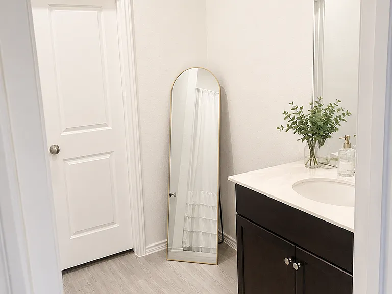 120 Greystone Ct — Photo 6